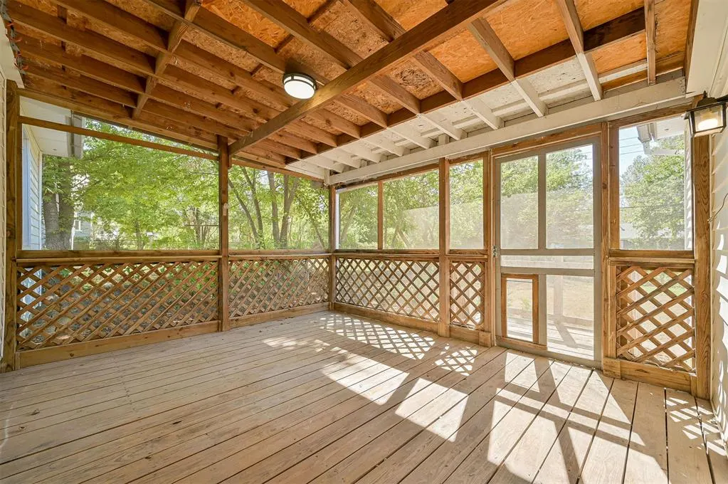 Photo 36 — 1004 N Locust Lane, Midwest City, OK 73110