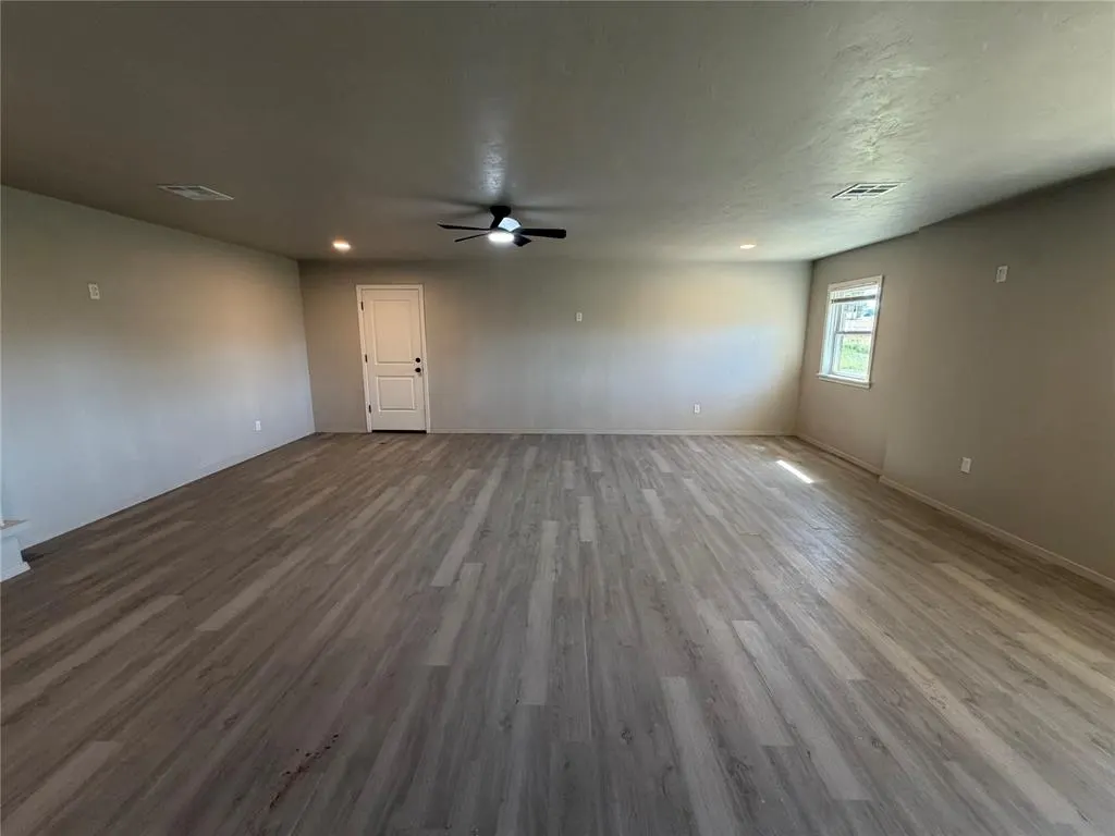 Photo 4 — 22565 Gaddy Road, Tecumseh, OK 74873