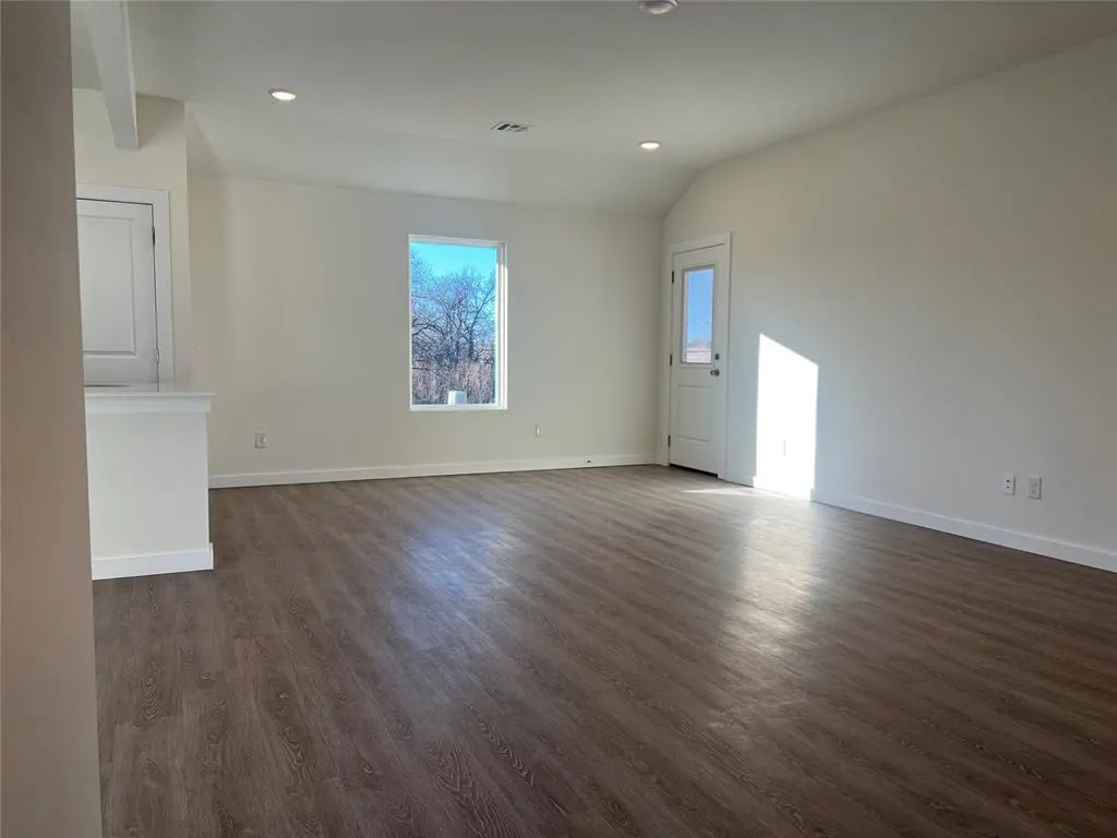 Photo 4 — 2061 Brush Creek Way, Newcastle, OK 73065