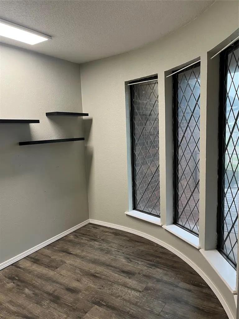 Photo 7 — 300 Little Chisholm Circle, Edmond, OK 73012