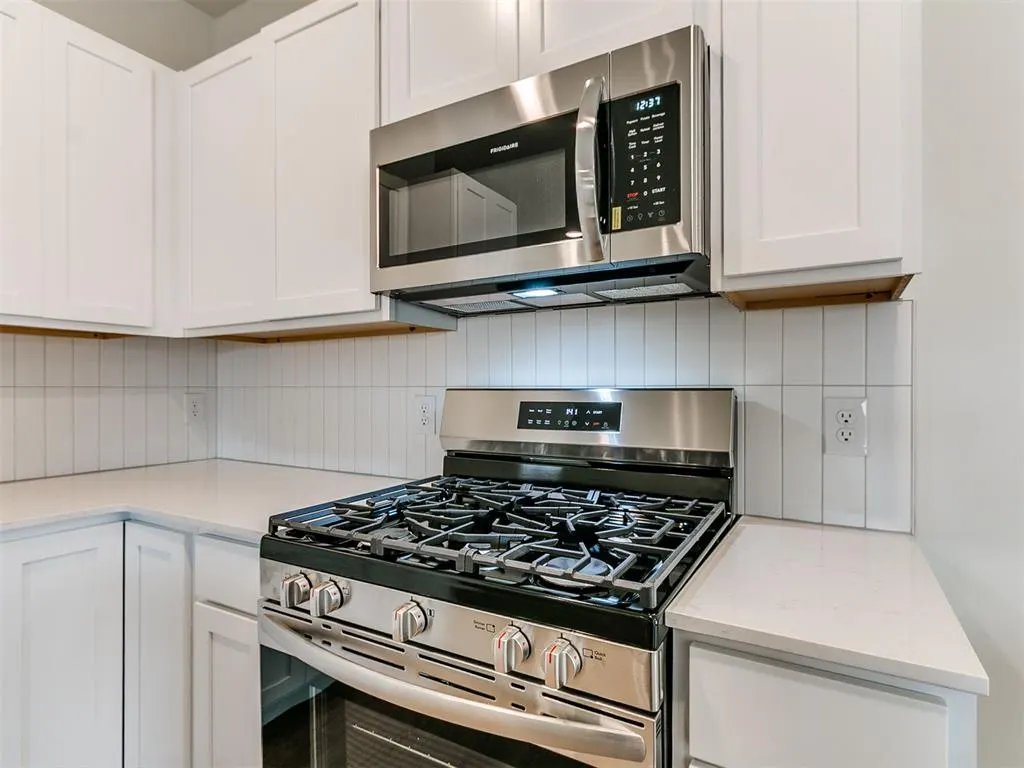 Photo 11 — 925 Hazy Brook Circle, Chickasha, OK 73018