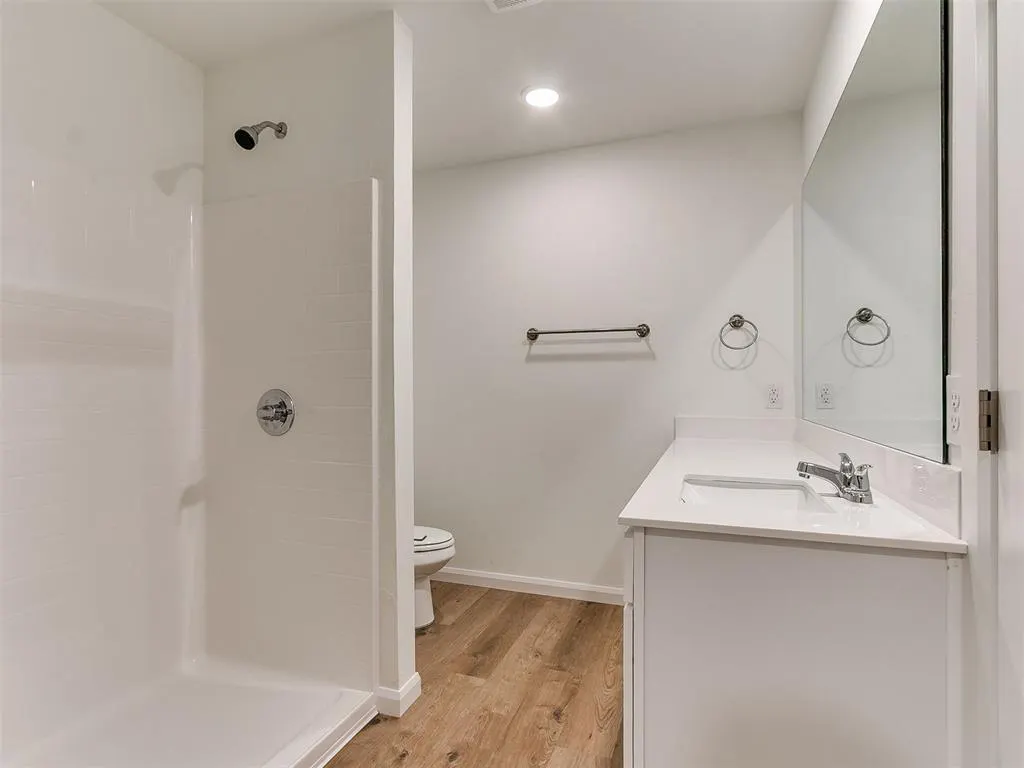 Photo 19 — 925 Hazy Brook Circle, Chickasha, OK 73018
