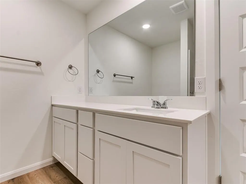 Photo 20 — 925 Hazy Brook Circle, Chickasha, OK 73018