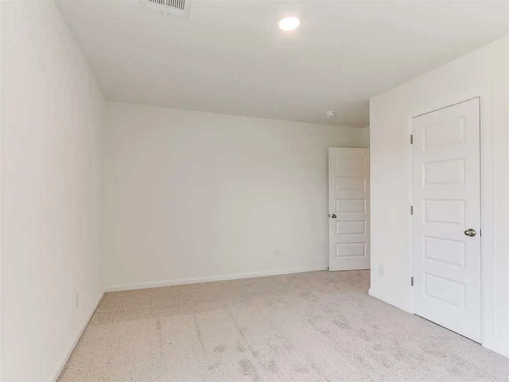 Photo 25 — 925 Hazy Brook Circle, Chickasha, OK 73018