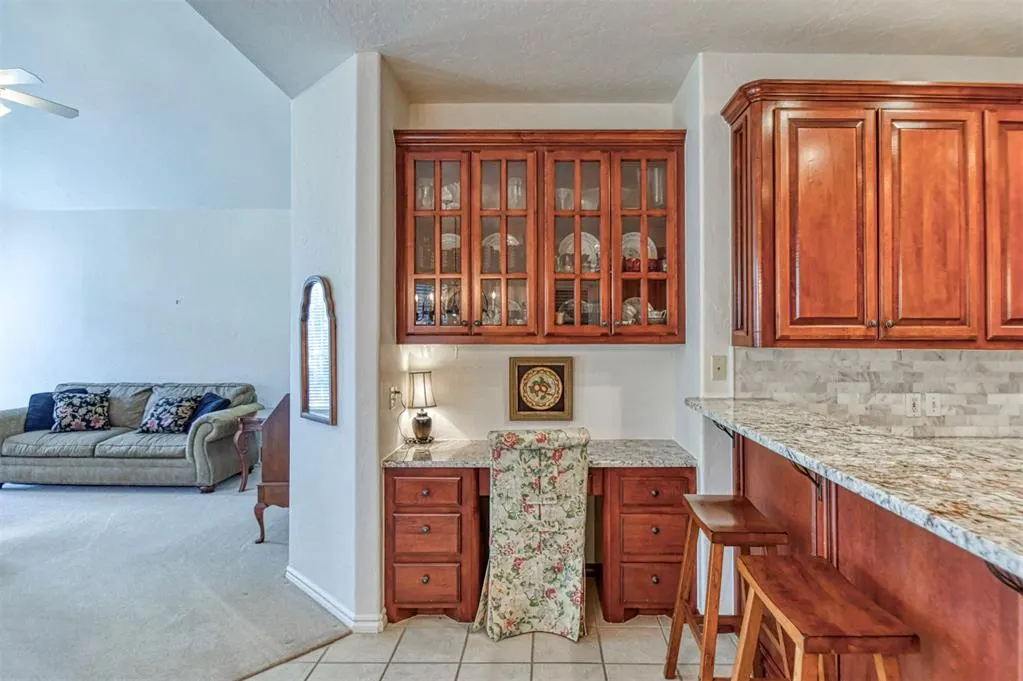 Photo 16 — 805 Landsdowne Drive, Norman, OK 73072