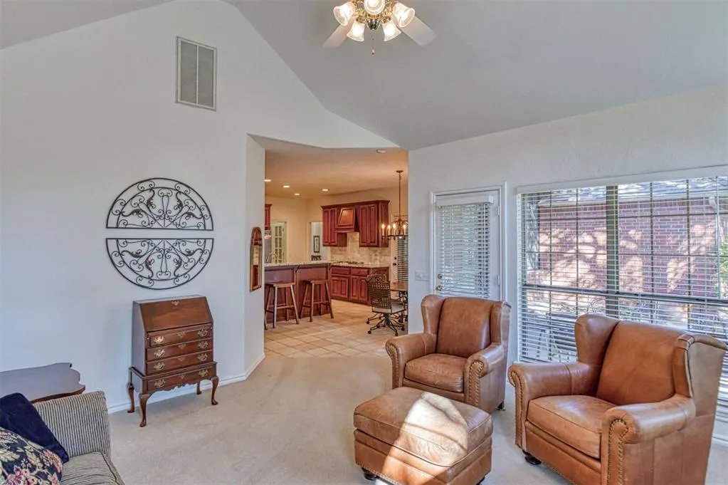 Photo 17 — 805 Landsdowne Drive, Norman, OK 73072