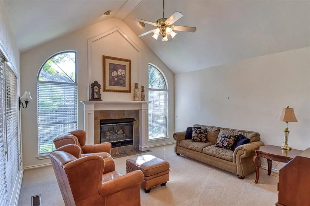 Photo 18 — 805 Landsdowne Drive, Norman, OK 73072