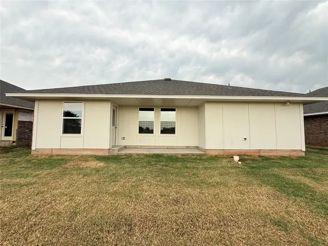 Photo 8 — 9201 Sweetwater Boulevard, Oklahoma City, OK 73160