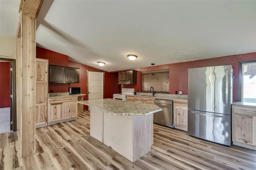 Photo 10 — 1521 N Council Road, Crescent, OK 73028