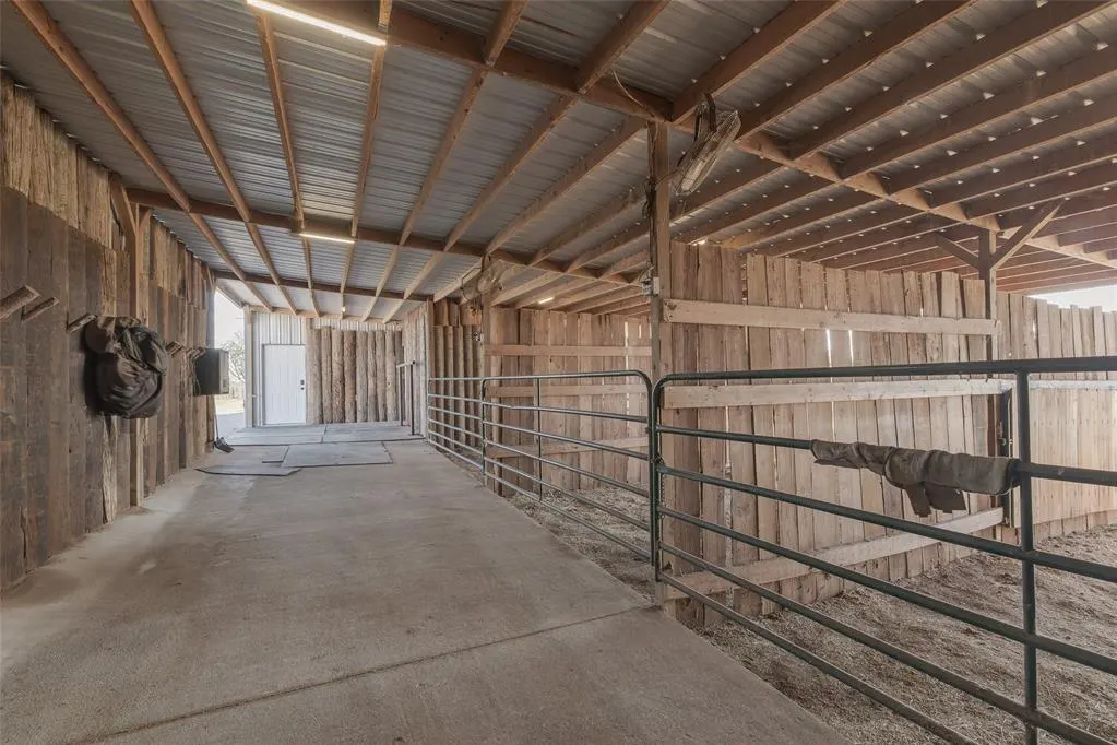 Photo 38 — 1521 N Council Road, Crescent, OK 73028