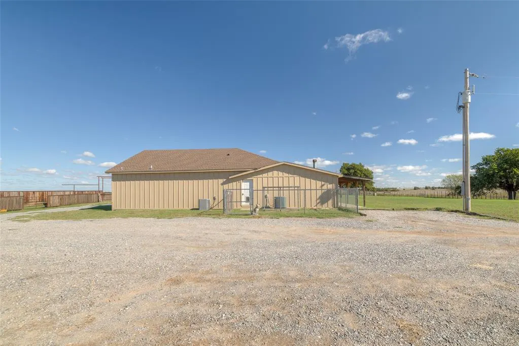 Photo 41 — 1521 N Council Road, Crescent, OK 73028