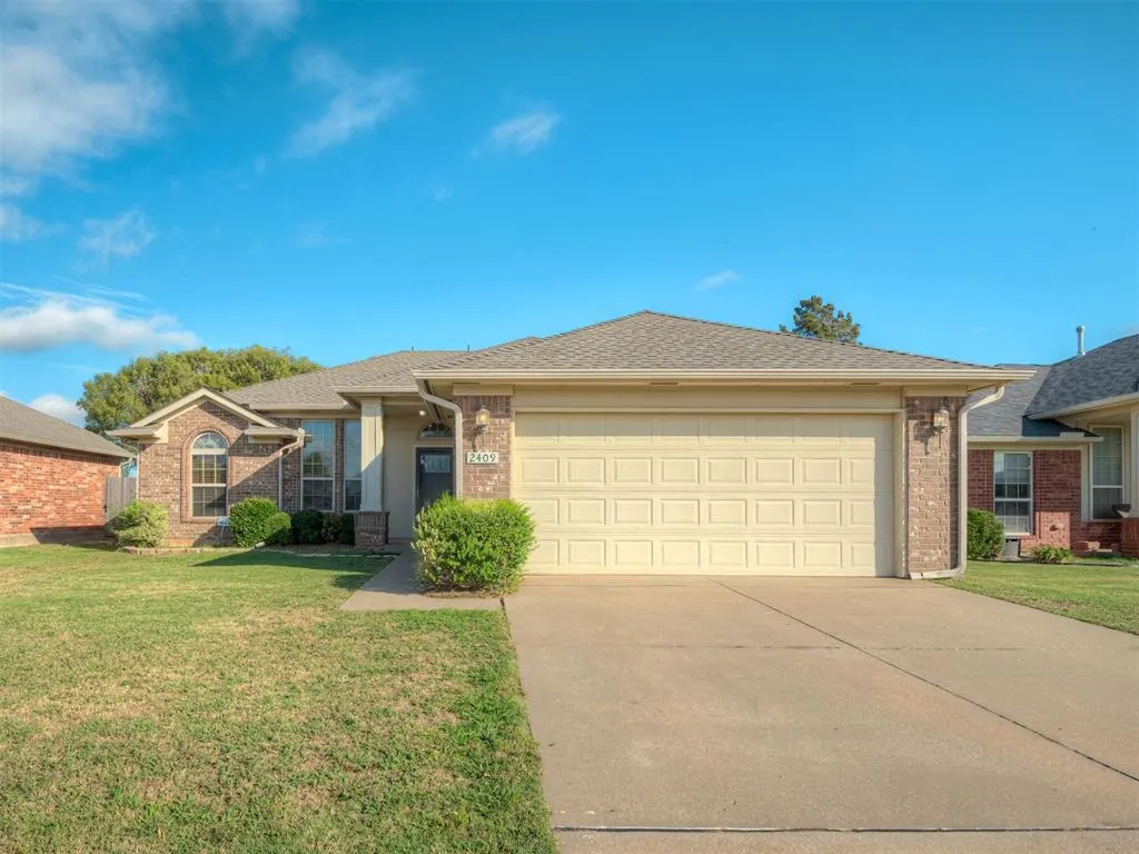 Photo 2 — 2409 NW 164th Terrace, Edmond, OK 73013