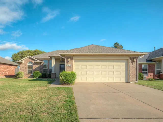 Photo 2 — 2409 NW 164th Terrace, Edmond, OK 73013