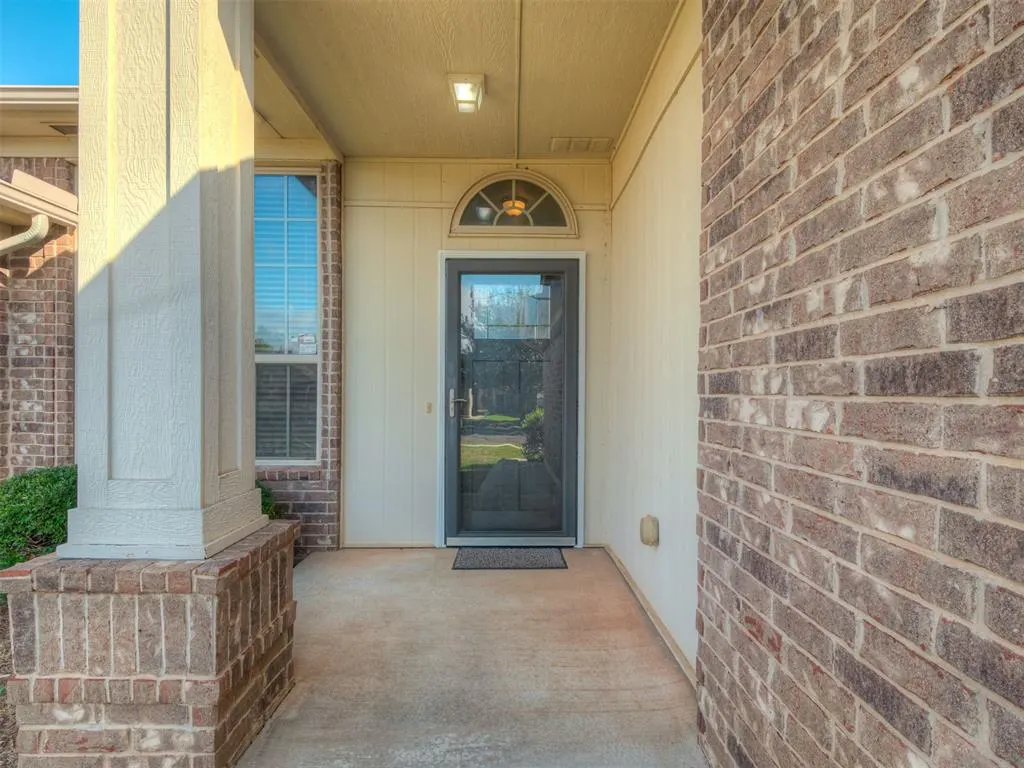 Photo 3 — 2409 NW 164th Terrace, Edmond, OK 73013