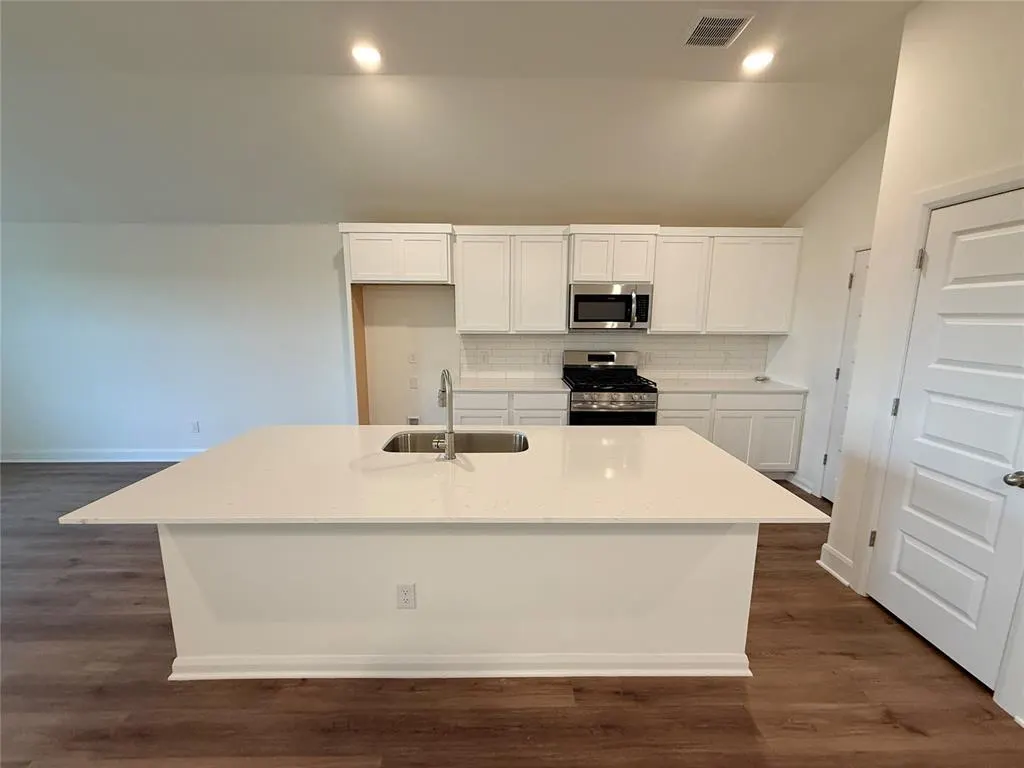 Photo 3 — 9205 Sweetwater Boulevard, Oklahoma City, OK 73160