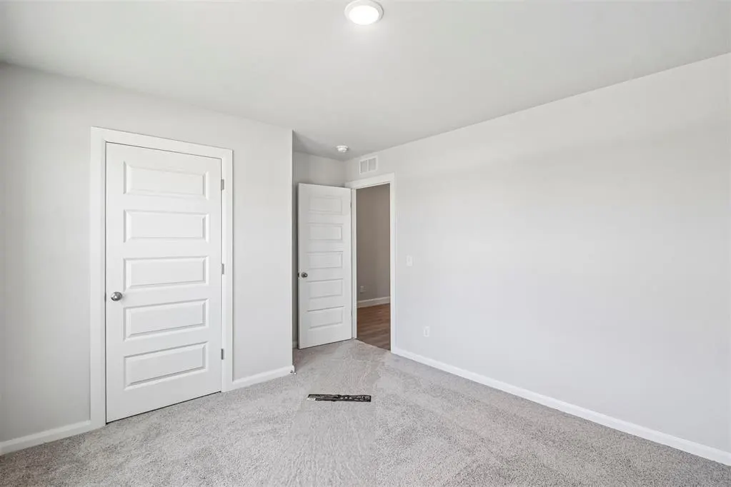 Photo 28 — 937 S Buffalo Lane, Mustang, OK 73064