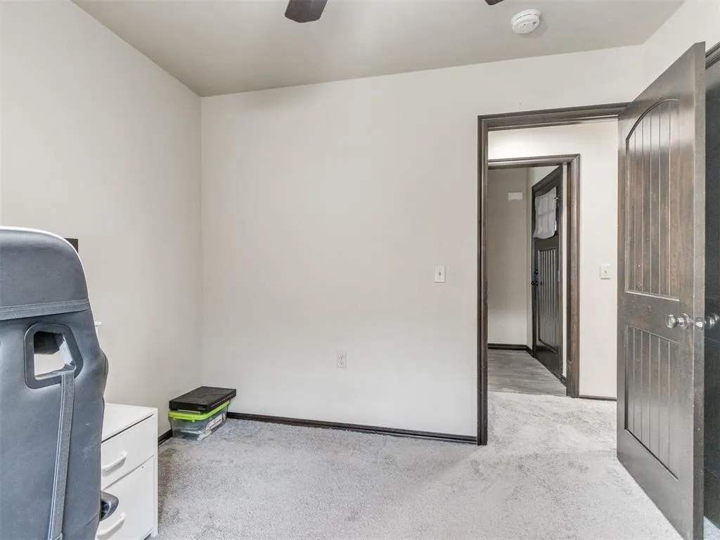 Photo 11 — 809 SW 8th Street, Moore, OK 73160