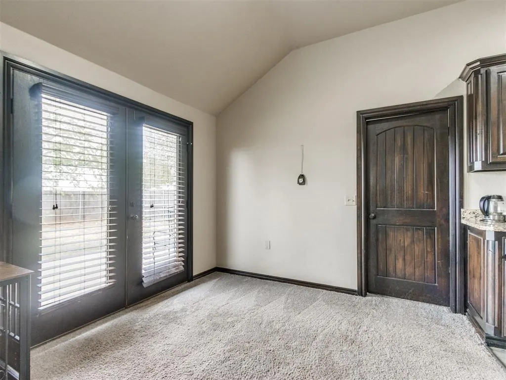 Photo 22 — 809 SW 8th Street, Moore, OK 73160