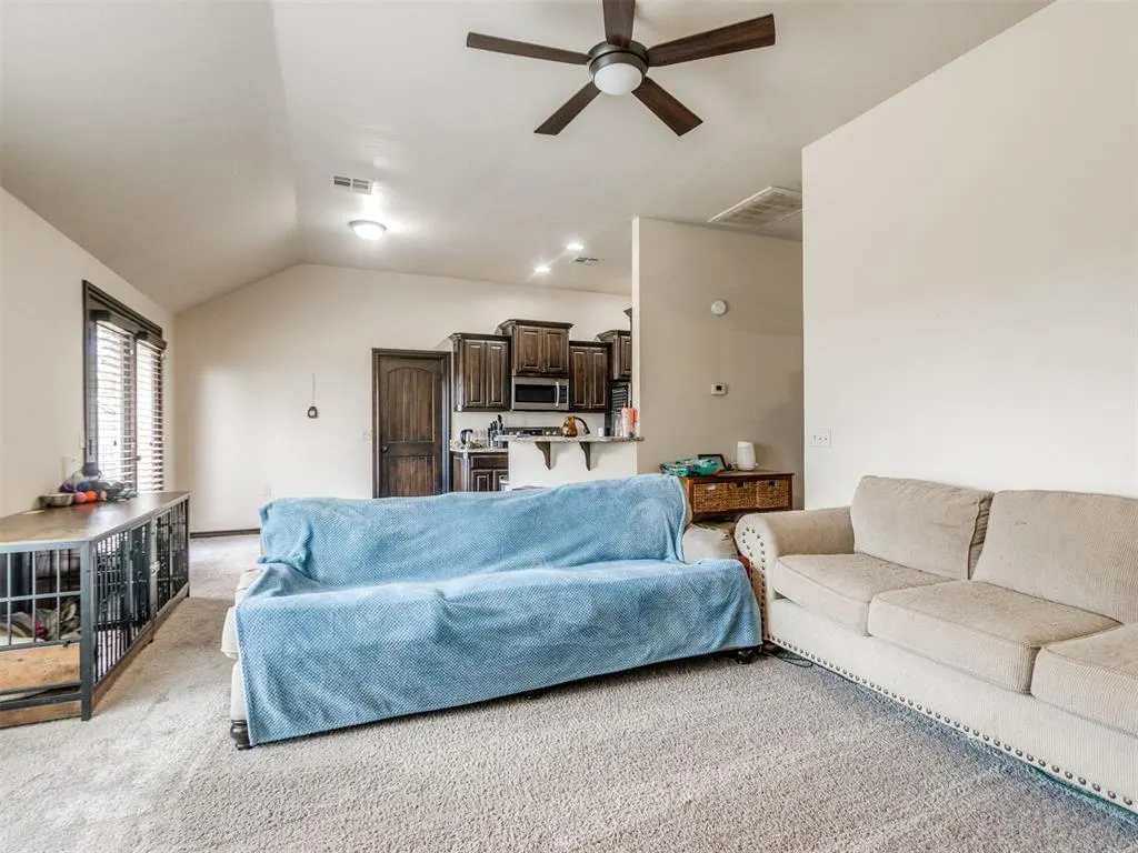 Photo 25 — 809 SW 8th Street, Moore, OK 73160