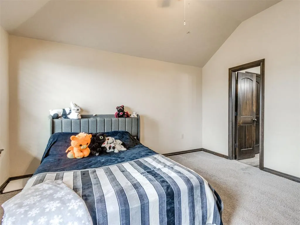 Photo 30 — 809 SW 8th Street, Moore, OK 73160