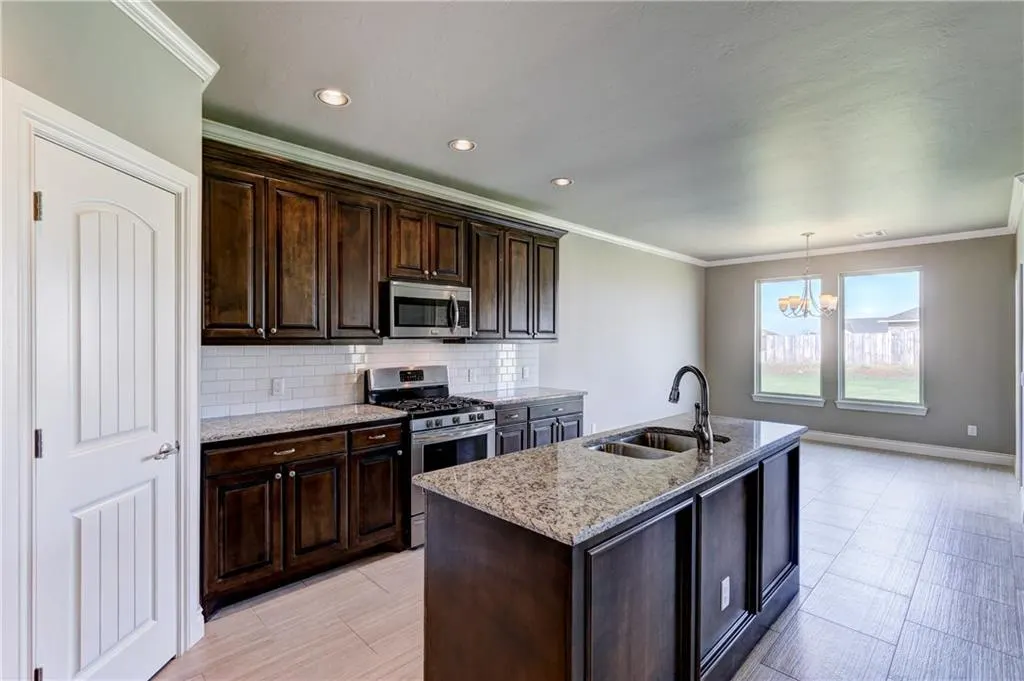 Photo 10 — 7217 NW 145th Street, Oklahoma City, OK 73142