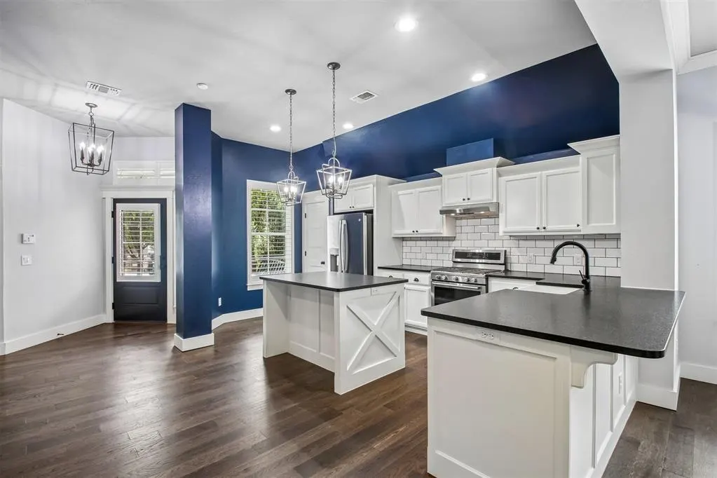 Photo 11 — 3313 Mount Mitchell Lane, Norman, OK 73069