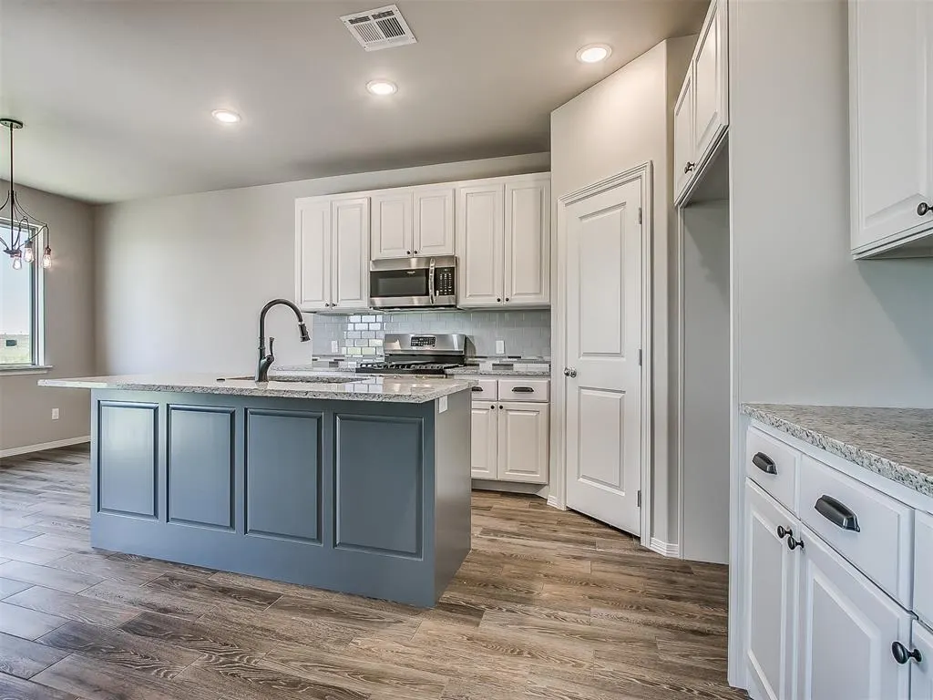 Photo 8 — 3900 NW 167th Terrace, Edmond, OK 73012