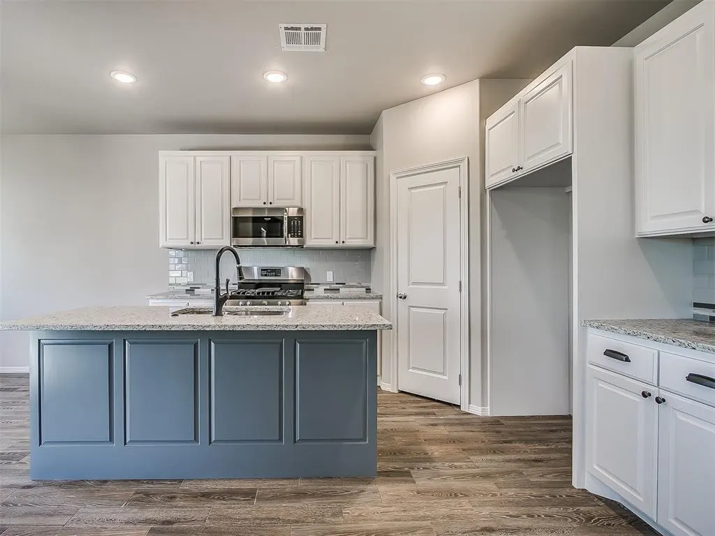 Photo 9 — 3900 NW 167th Terrace, Edmond, OK 73012