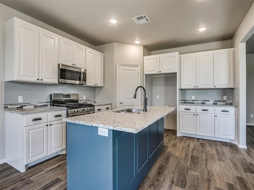 Photo 10 — 3900 NW 167th Terrace, Edmond, OK 73012