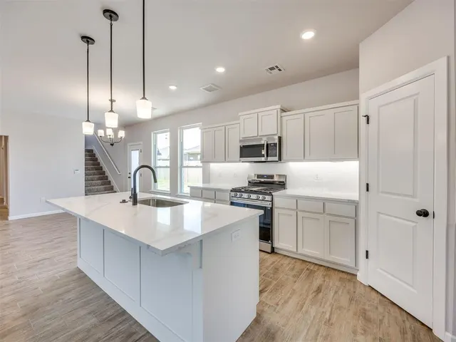 Photo 6 — 1671 Bloomington Court, Newcastle, OK 73065