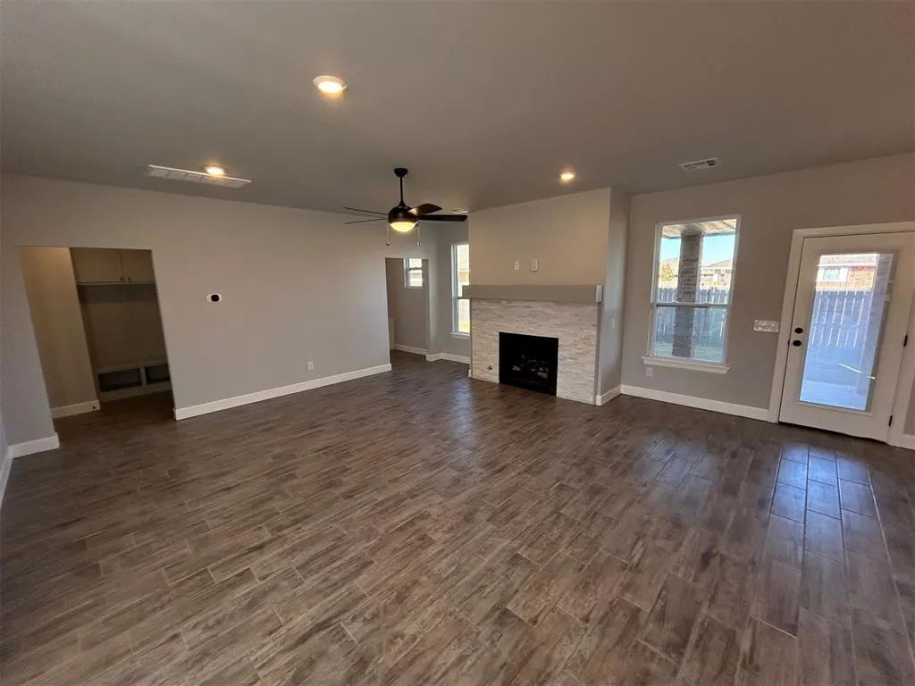 Photo 6 — 19601 Denison Avenue, Edmond, OK 73012