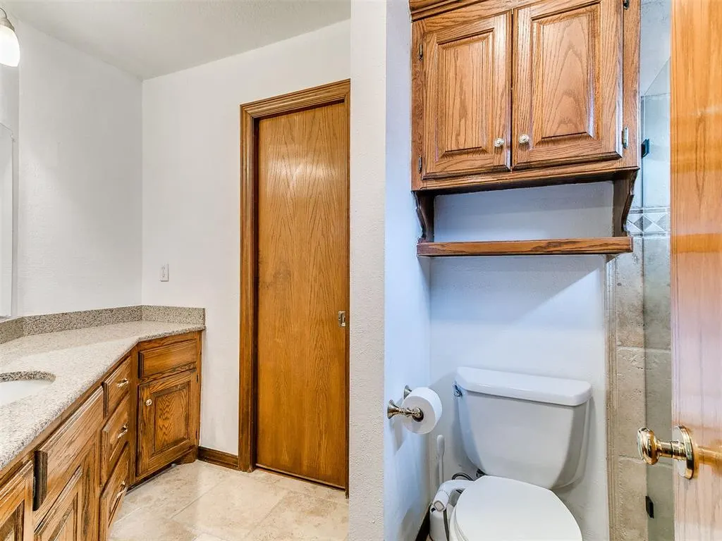 Photo 42 — 2413 Villa Lante Circle, Oklahoma City, OK 73170