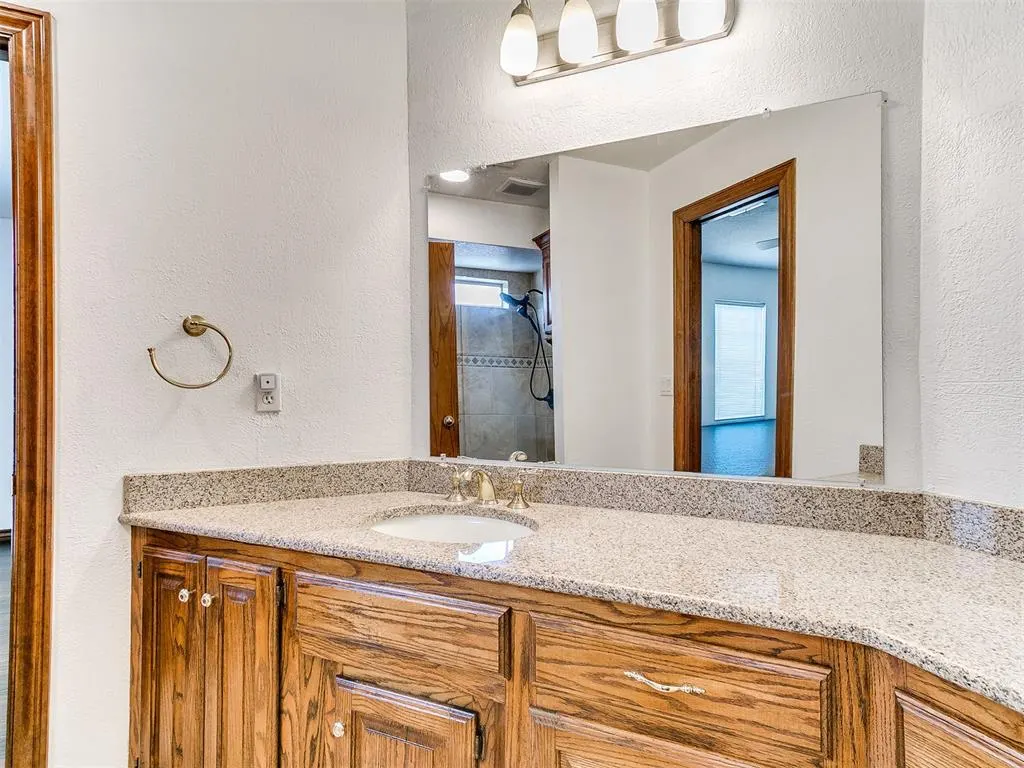 Photo 45 — 2413 Villa Lante Circle, Oklahoma City, OK 73170