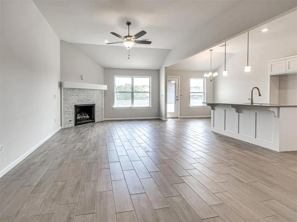 Photo 9 — 7620 Windstone Drive, Oklahoma City, OK 73132