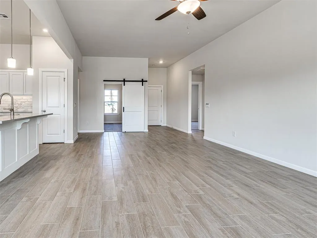 Photo 11 — 7620 Windstone Drive, Oklahoma City, OK 73132