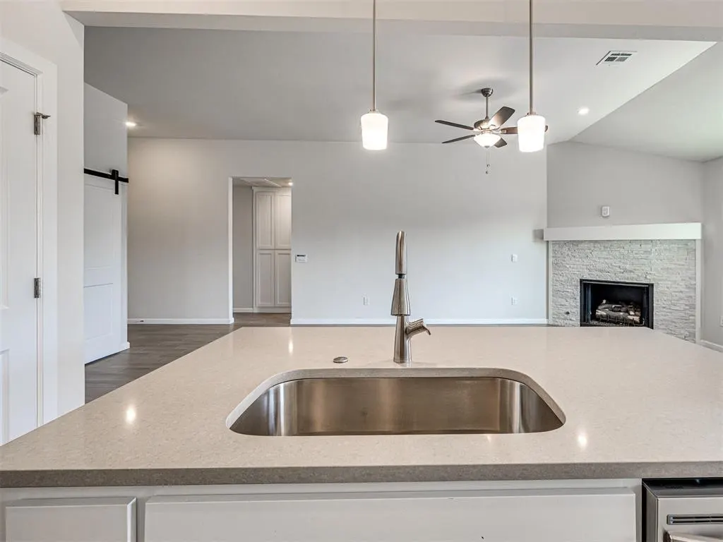 Photo 17 — 7620 Windstone Drive, Oklahoma City, OK 73132