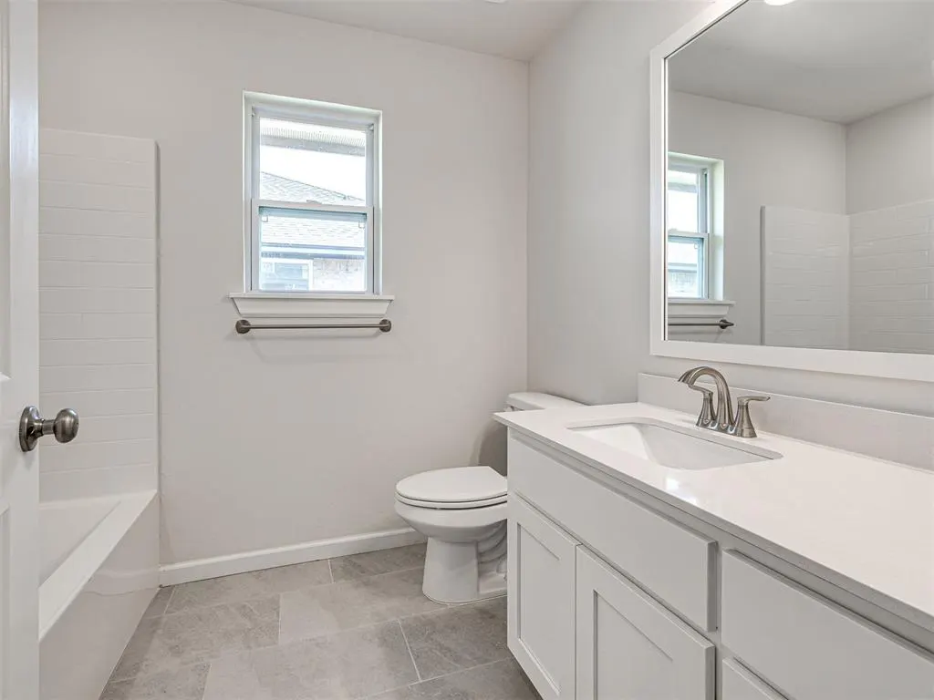 Photo 31 — 7620 Windstone Drive, Oklahoma City, OK 73132