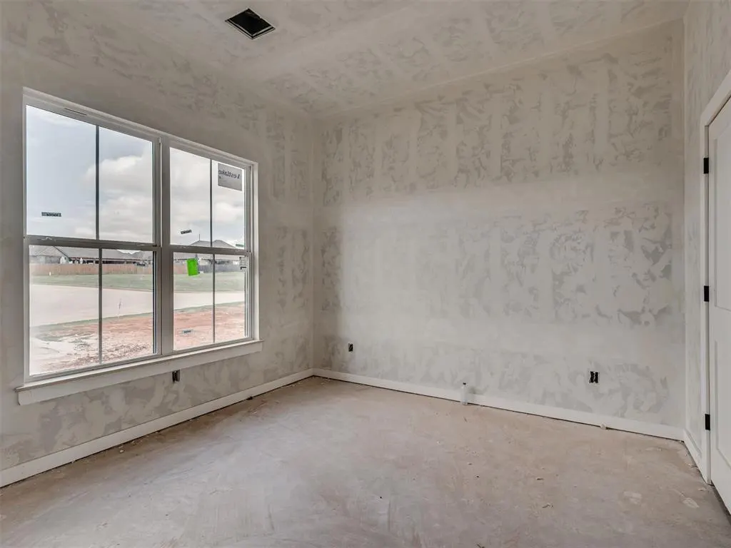 Photo 21 — 2228 W Sunset Drive, Mustang, OK 73064
