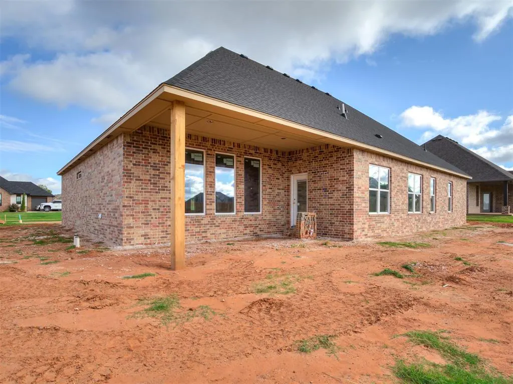 Photo 28 — 2228 W Sunset Drive, Mustang, OK 73064