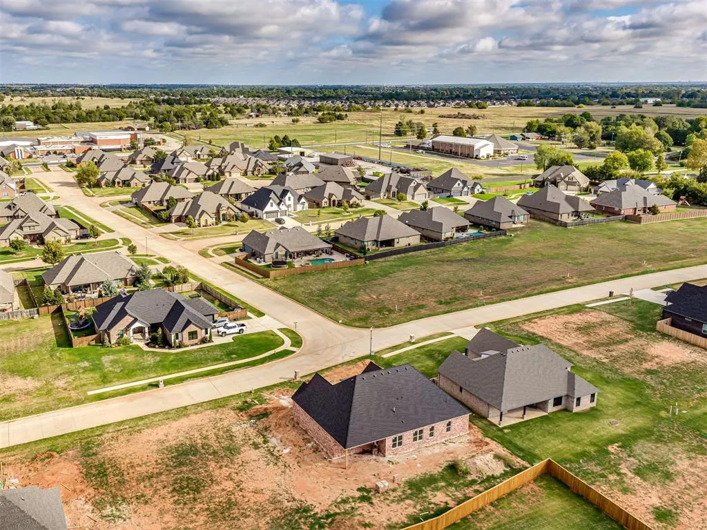 Photo 30 — 2228 W Sunset Drive, Mustang, OK 73064