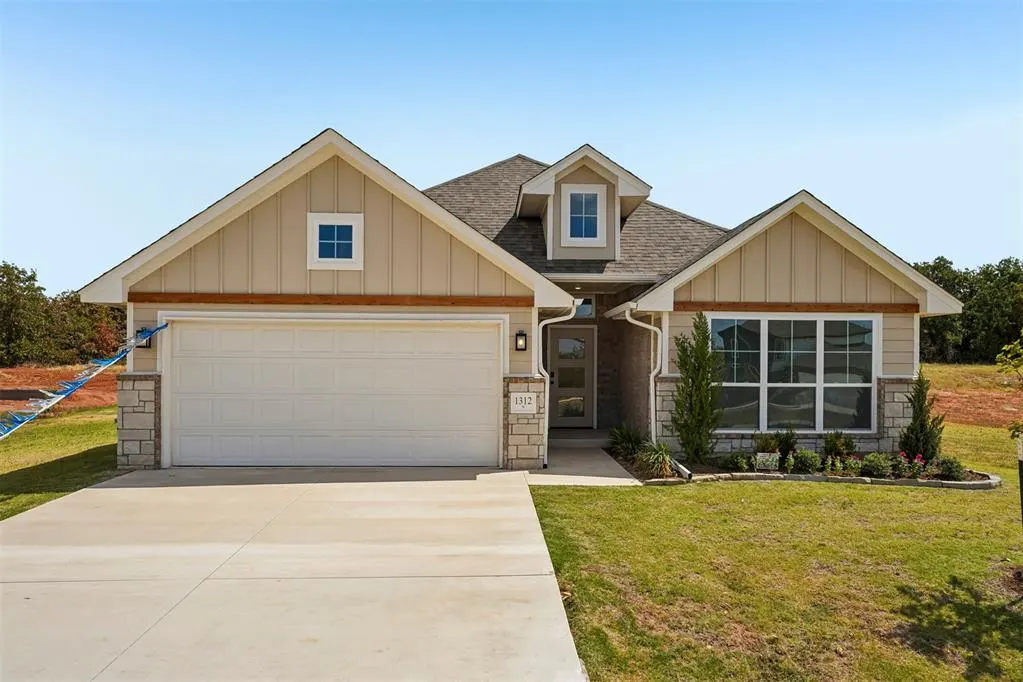 Front exterior — 1312 Lighthorsemen Way, Choctaw, OK 73020