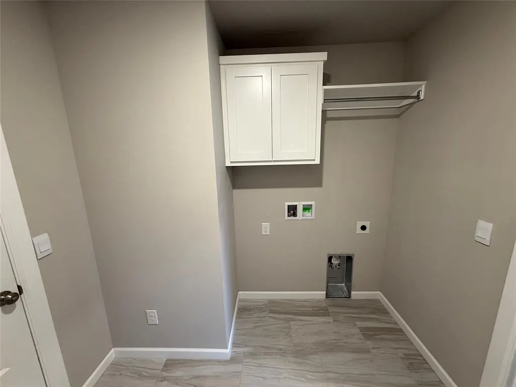 Photo 9 — 7616 Windstone Drive, Oklahoma City, OK 73132