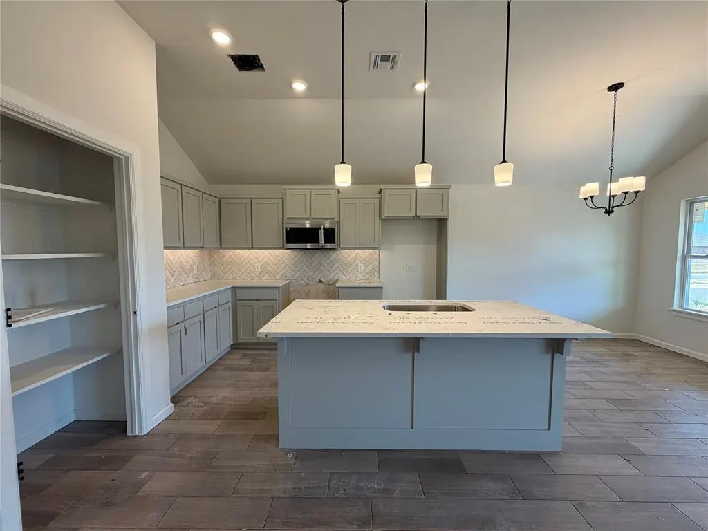 Photo 3 — 1200 Blackjack Creek Drive, Yukon, OK 73099