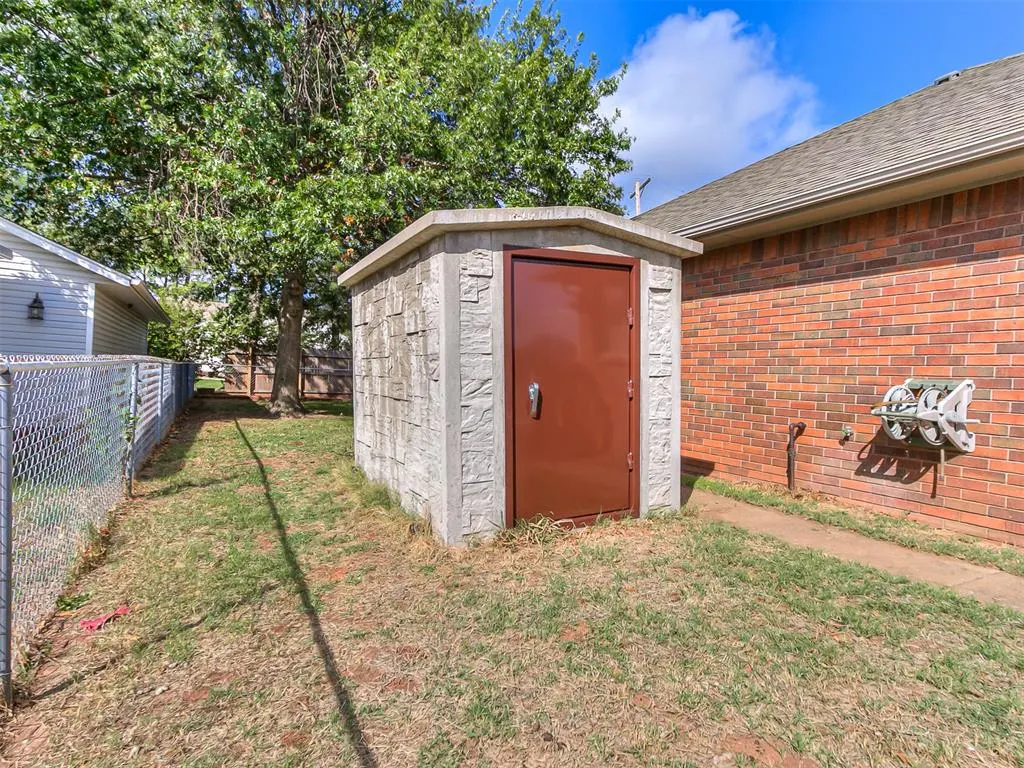 Photo 48 — 1824 N Philadelphia Avenue, Shawnee, OK 74804