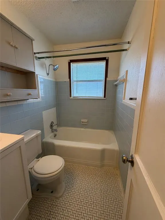 Photo 10 — 412 Babb Drive, Midwest City, OK 73110