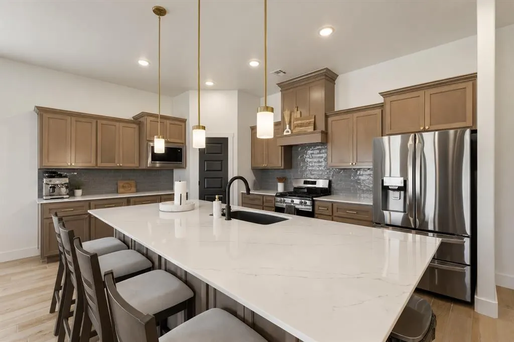 Photo 5 — 149 Sage Brush Way, Edmond, OK 73025