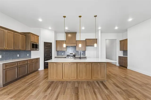 Photo 8 — 149 Sage Brush Way, Edmond, OK 73025