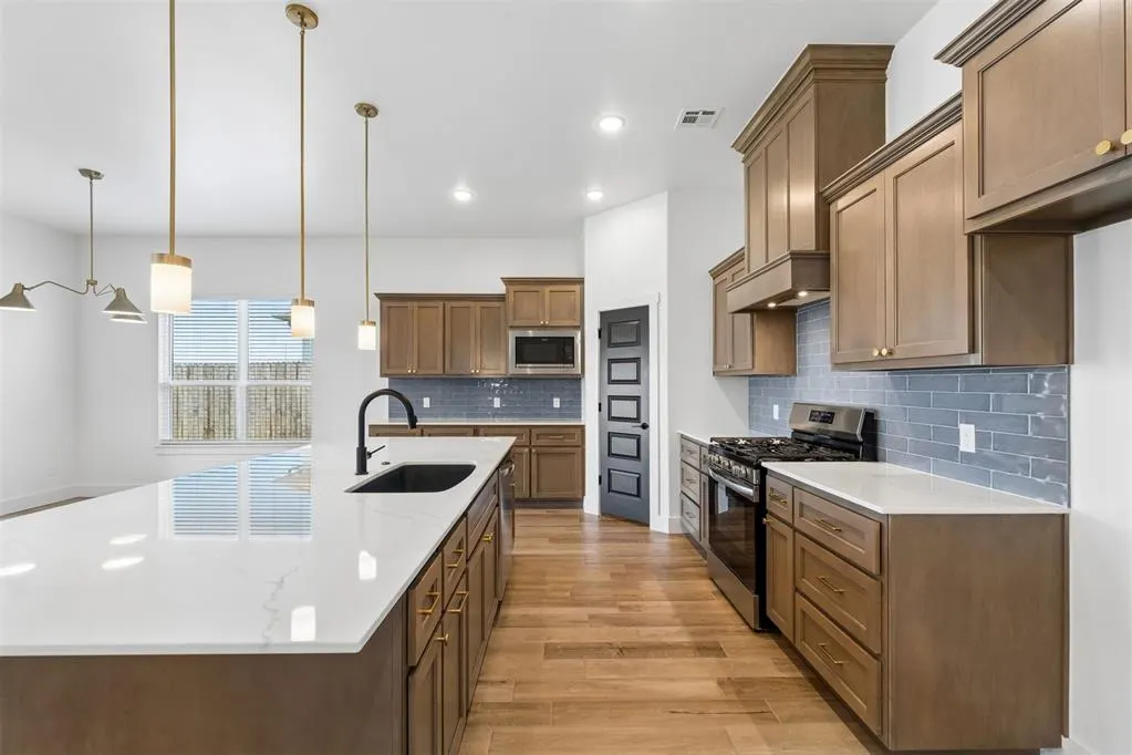Photo 9 — 149 Sage Brush Way, Edmond, OK 73025