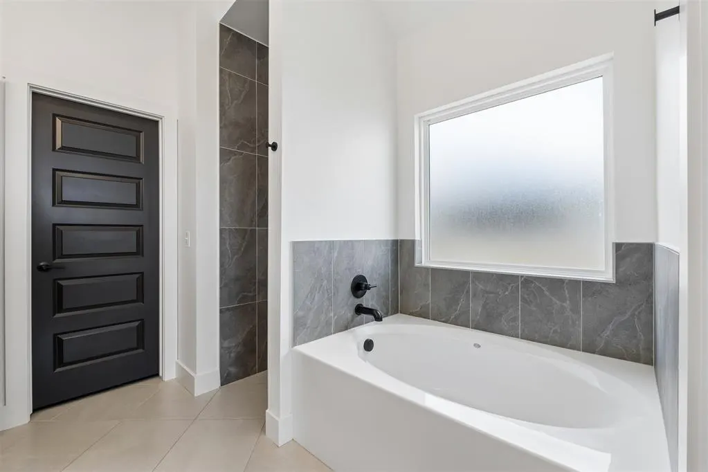 Photo 16 — 149 Sage Brush Way, Edmond, OK 73025