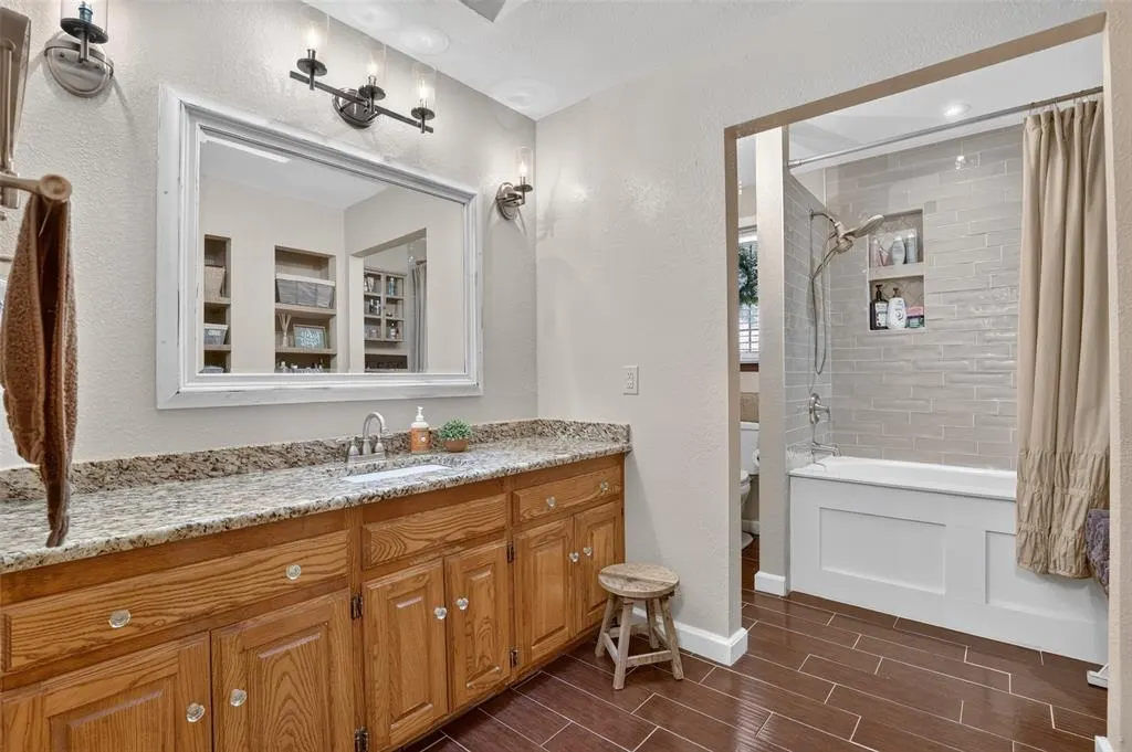 Photo 14 — 312 Wellington Lane, Moore, OK 73160